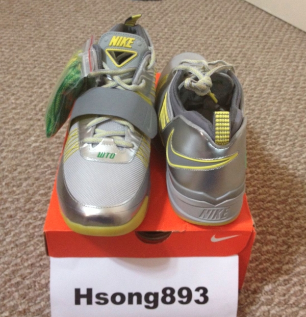 Nike Zoom Revis Oregon Ducks Available On Ebay 03