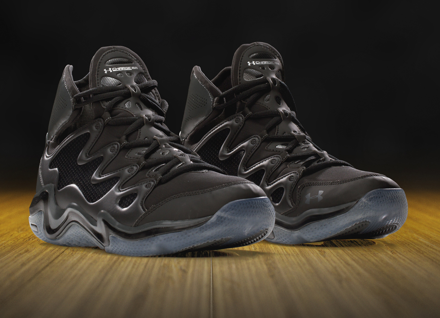 Under Armour Charge Bb Low Blacked Out