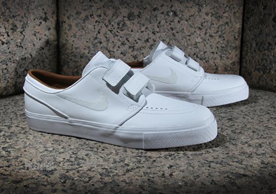 8five2 Nike Janoski Velcro Strap