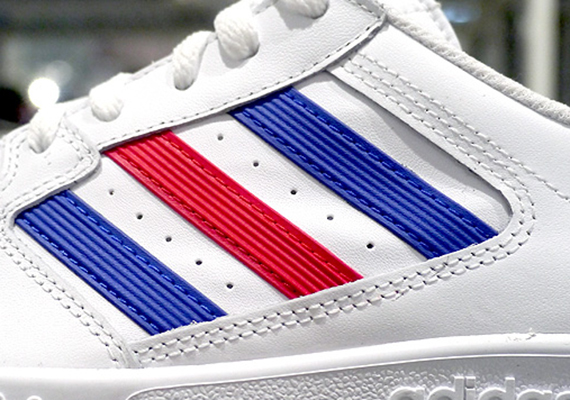 Adidas Tennis Top Court White Red Blue