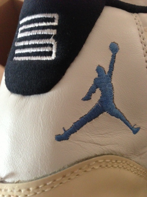 Air Jordan Xi Columbia Og Michael Jordan Pe 01