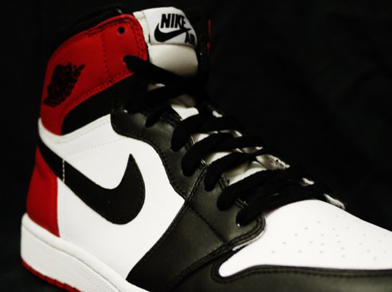 Black Toe Air Jordan 1 Retro High Og