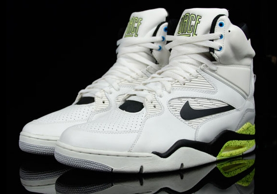 Complex 10 Sneakers That Too Good To Be Retroed 01