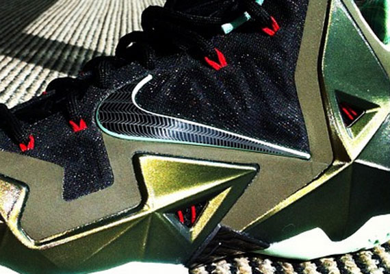 Lebron James Xi