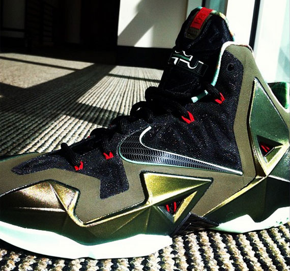 Lebron Xi