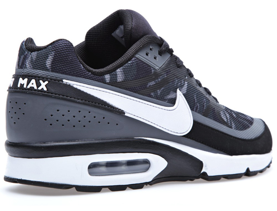 Nike Air Classic Bw Prm Tape 4