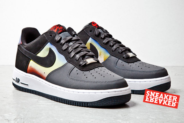Nike Air Force 1 Low Hologram 04