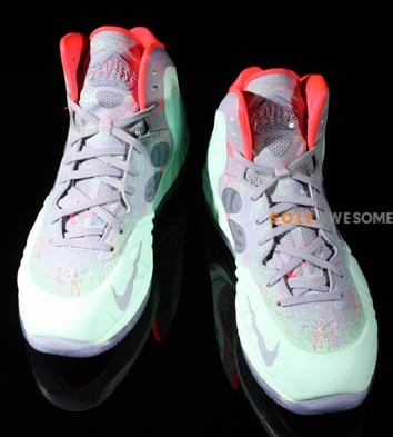 Nike Air Max Hyperposite Mint Red 05