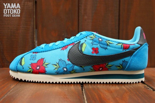 Nike Classic Cortez Nylon Aloha Pack Qs 15