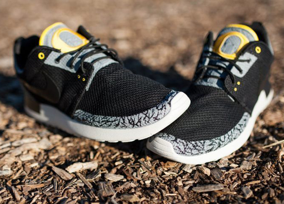 Nike Roshe Run Oregon Ducks Pit Crew Jp Custom Kicks 2