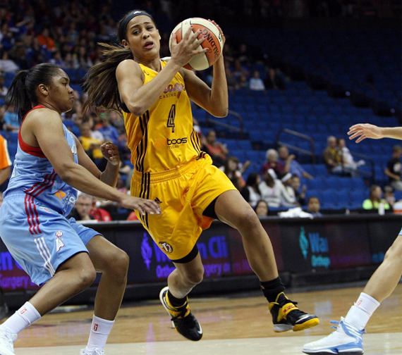 Skylar Diggins Nike Lebron Soldier Vii Pe 2