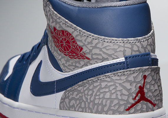 True Blue Air Jordan 1 Mid 1