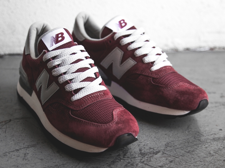 New Balance 990 Burgundy Available 07