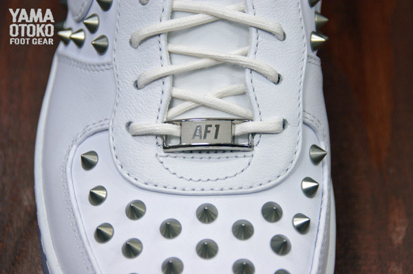 Nike Air Force 1 Downtown Spike 02