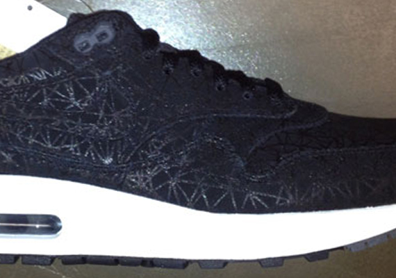 Nike Air Max 1 - Black/White Graphic