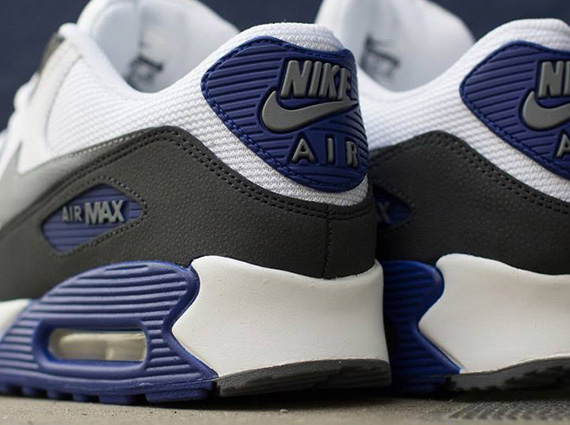 Nike Air Max 90 Essential - White - Classic Grey - Deep Royal Blue