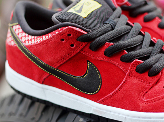 Nike Sb Dunk Low Red Firecracker 1