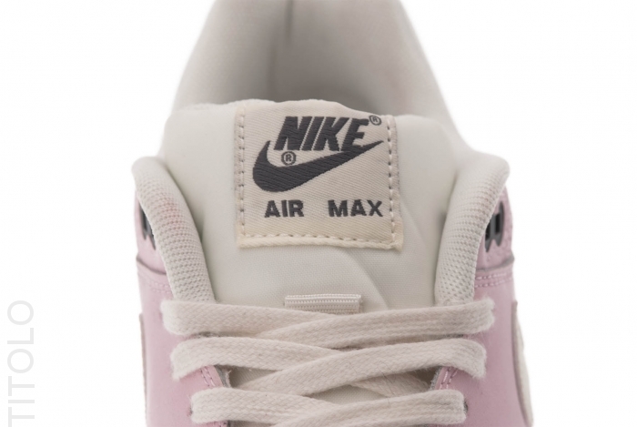 Nike Wmns Air Max 1 Essential Sail Atomic Pink 4