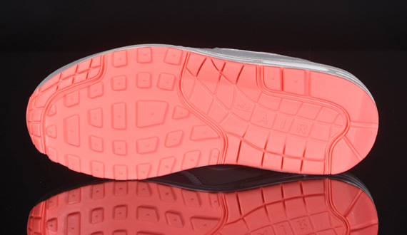 Nike Wmns Air Max 1 Sail Mortar 5