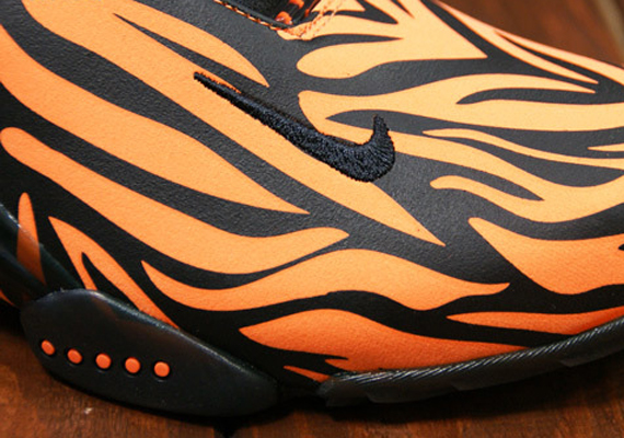 Nike Zoom Hyperflight Tiger
