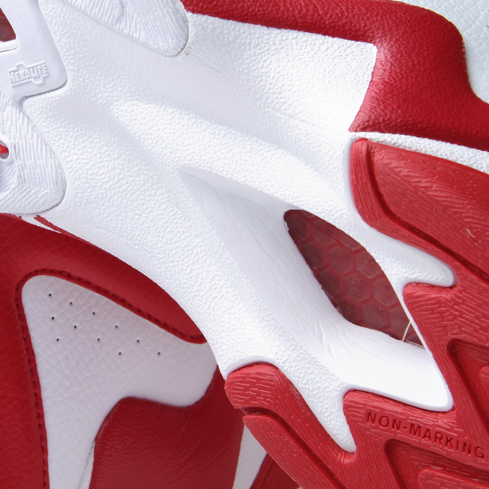 Polkagris Reebok 5
