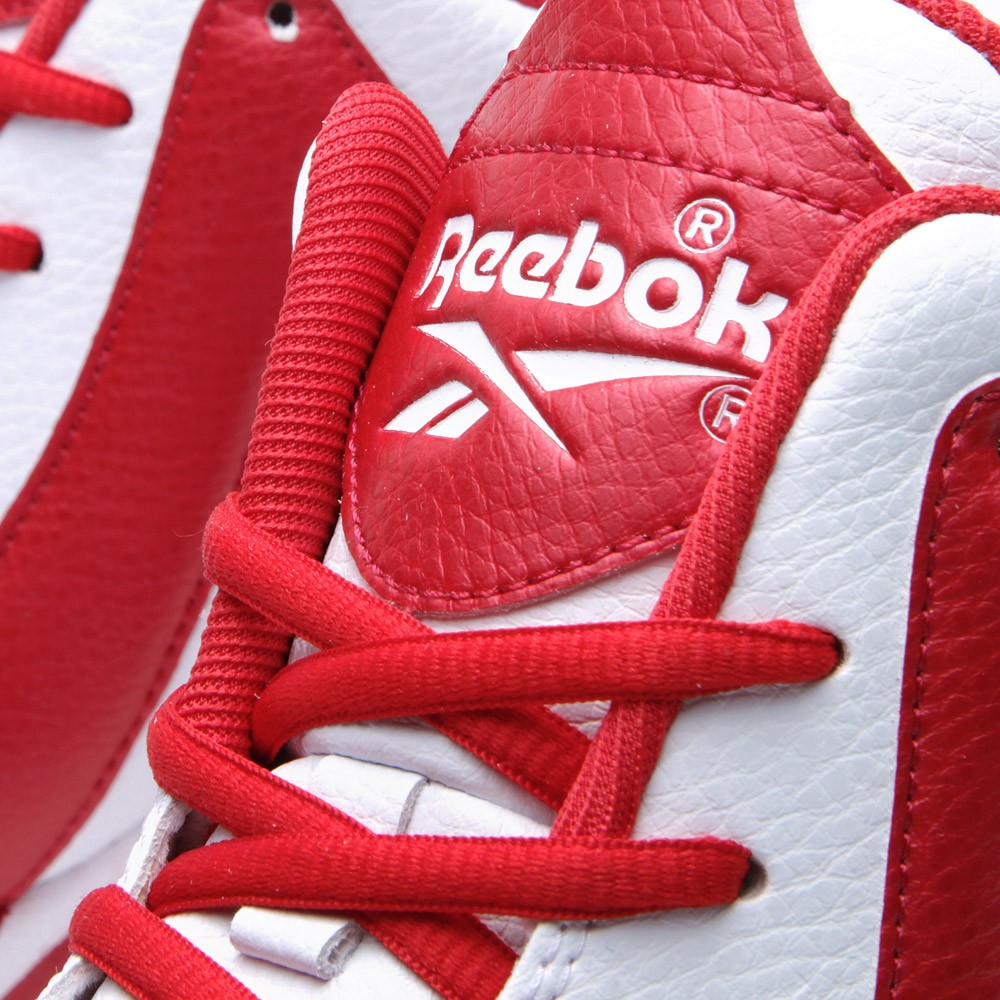 Polkagris Reebok 8