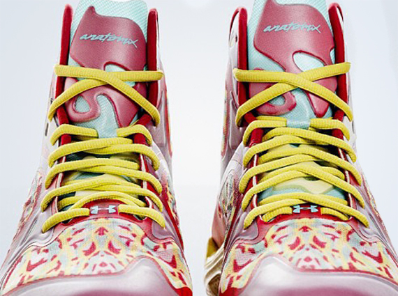 Under Armour Spawn Anatomic - Details