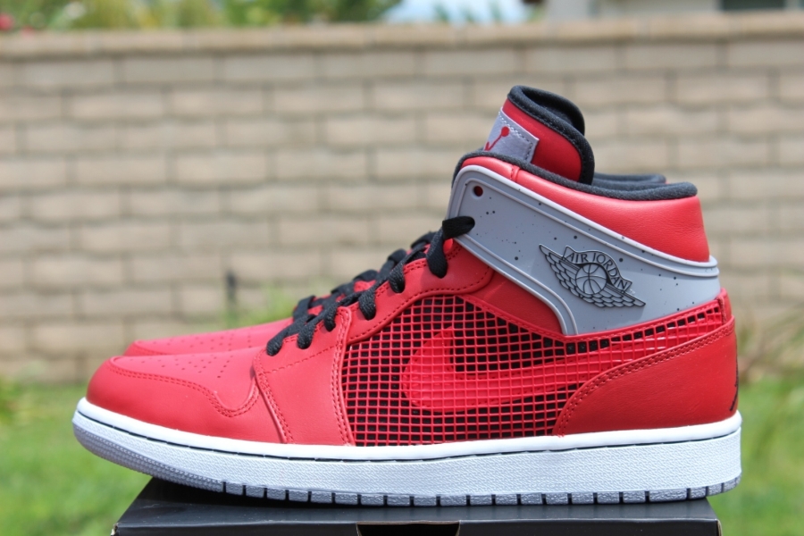 Air Jordan 1 89 Toro