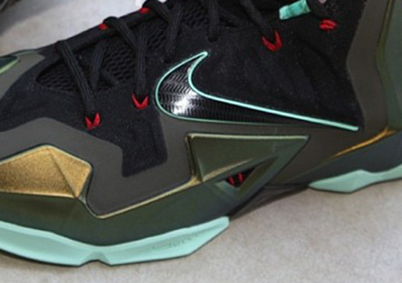 "Armory Slate" Nike LeBron 11