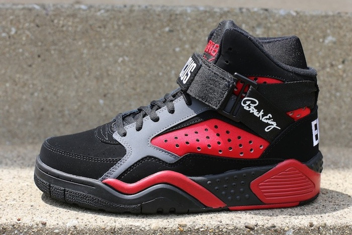 Ewing Focus Arriving At Us Retailers 08
