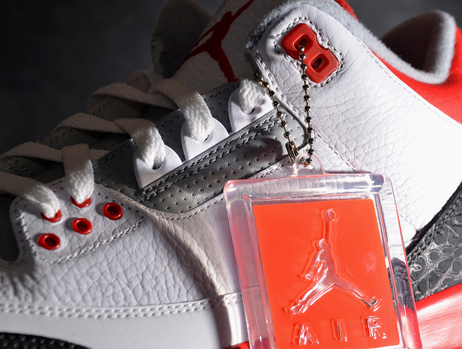Air Jordan III "Fire Red" - Arriving at Retailers