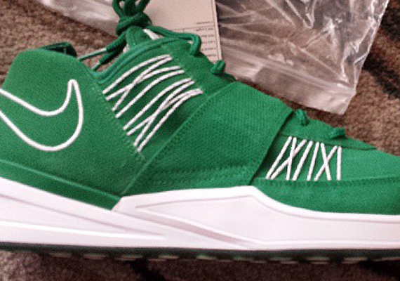 Nike Zoom Revis - Green/White Sample