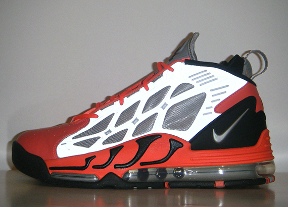 Nike Air Max Pillar Bright Crimson 10
