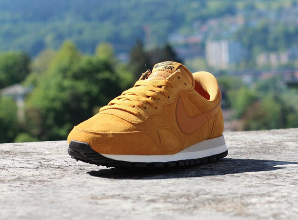 Nike Air Pegasus ’83 “Gold Suede”