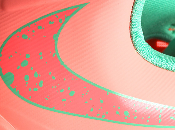 Nike LeBron X Low "Watermelon/Bright Mango" - Release Date