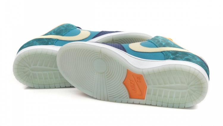 Nike Sb Dunk Low Mia Skate Shop Collab 02
