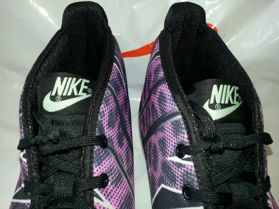 Nike Toki Mid Logo Print Sample 02