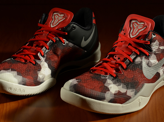 Red Tail Boa Nike Kobe 8