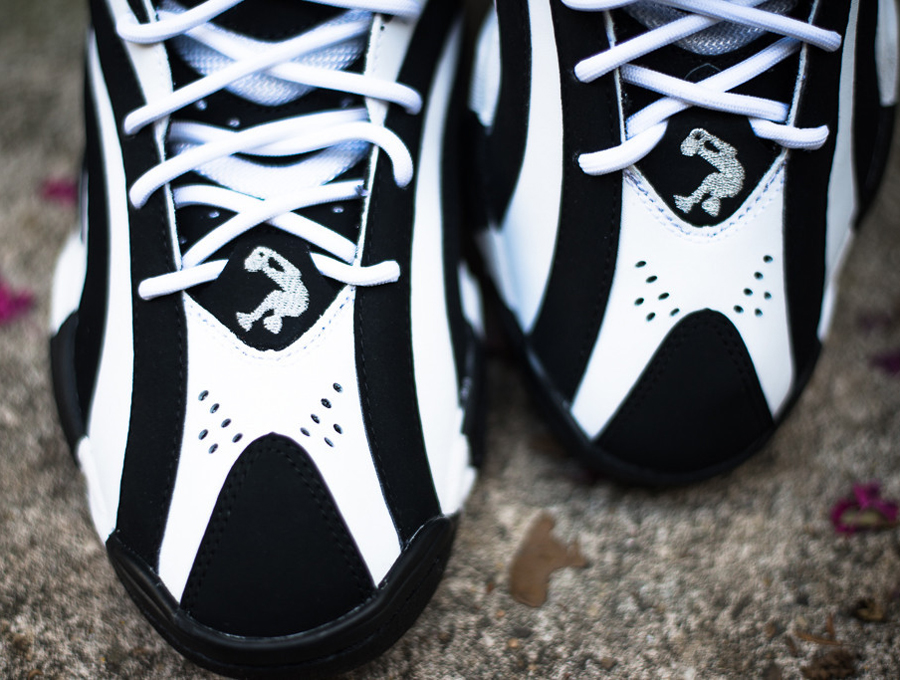 Reebok Shaqnosis - Arriving at Retailers