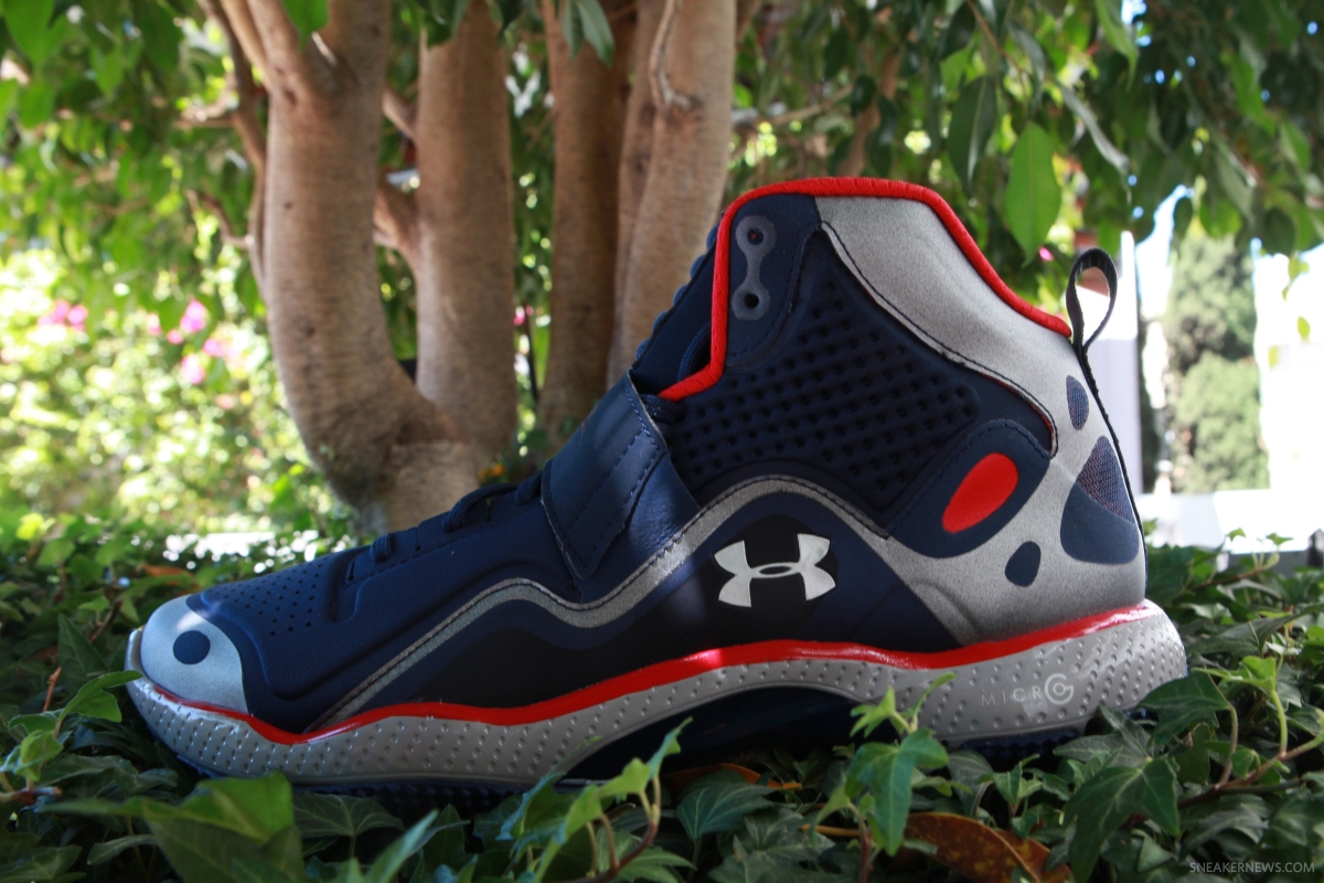 Under Armour Micro G Gridiron Trainer Ross Klein 01