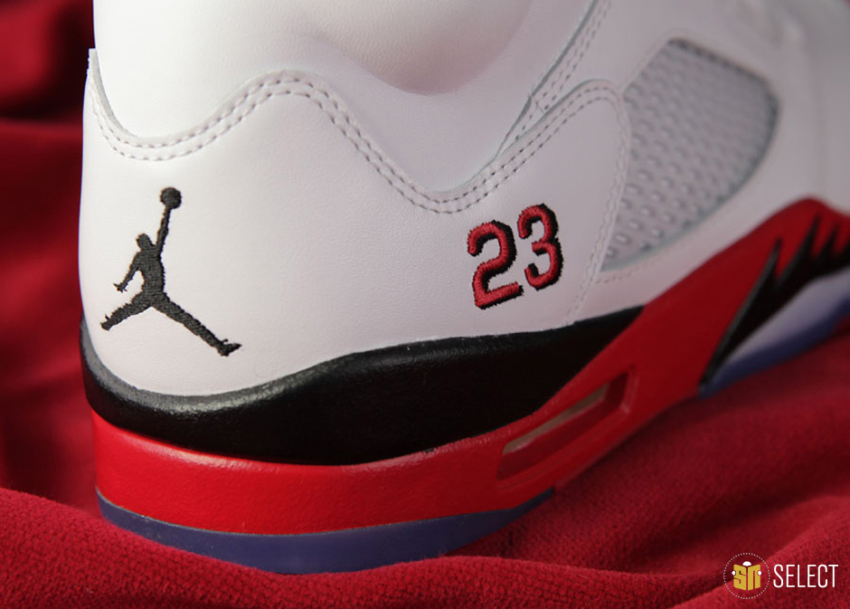Air Jordan V Fire Red Beauty Shots 16
