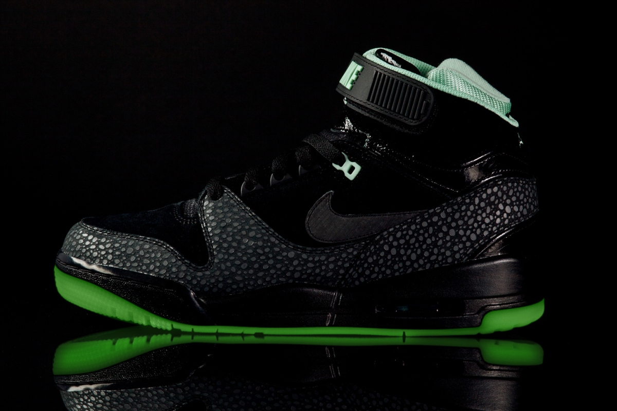 Nike Air Revolution Loverution Pack 07