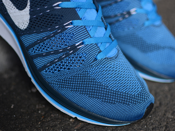 Nike Flyknit Trainer Squadron Blue 11