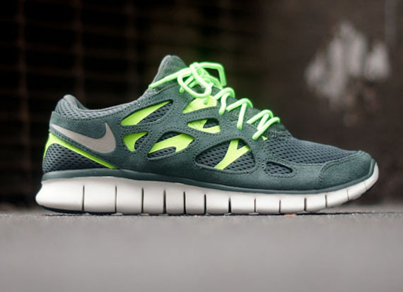 Nike Free Run 2 Vintage Green Flash Lime 2
