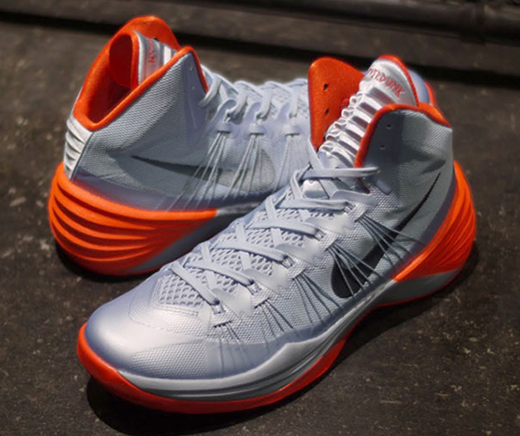 Nike Hyperdunk 2013 Light Armory Blue Team Orange 2