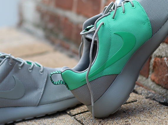 Nike Roshe Run "Split" - Grey - Green