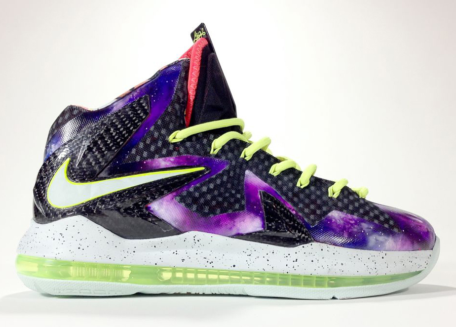 Intergalactic Lebron Elite X 3