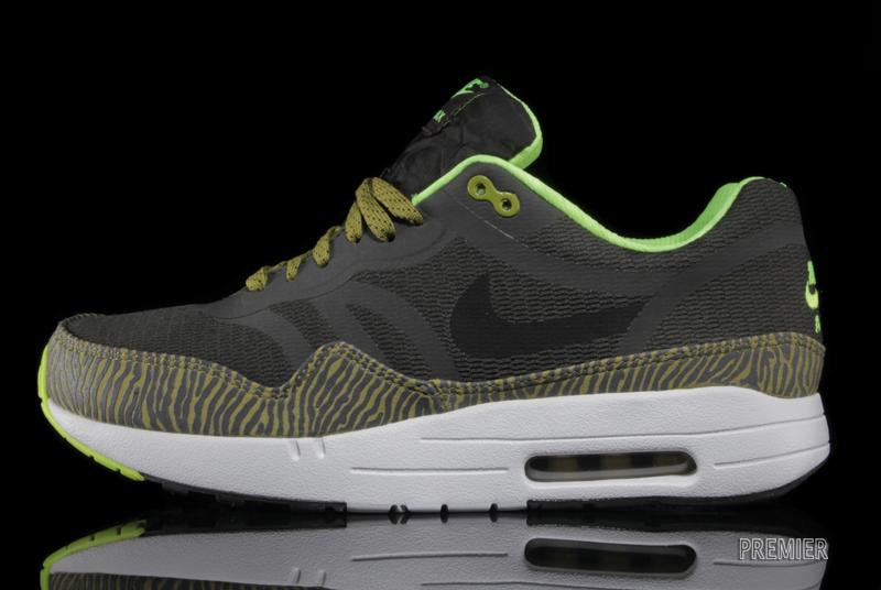 Nike Air Max 1 Tape Reflective Collection 01
