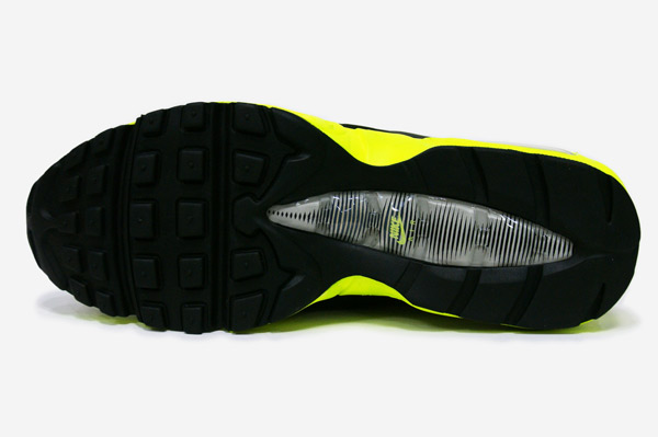 Nike Air Max 95 No Sew Black Volt Dark Charcoal Midnight Fog 02