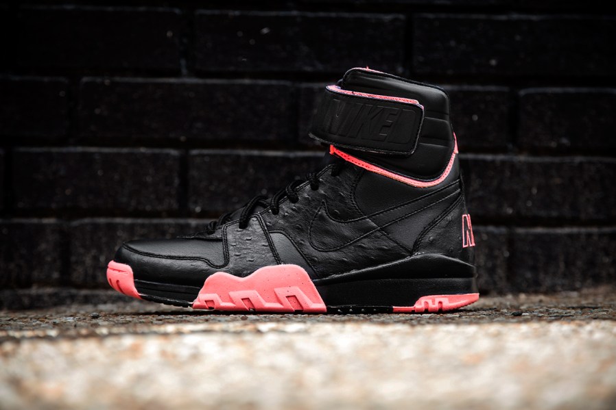Nike Air Shark Trainer Black Crimson 4